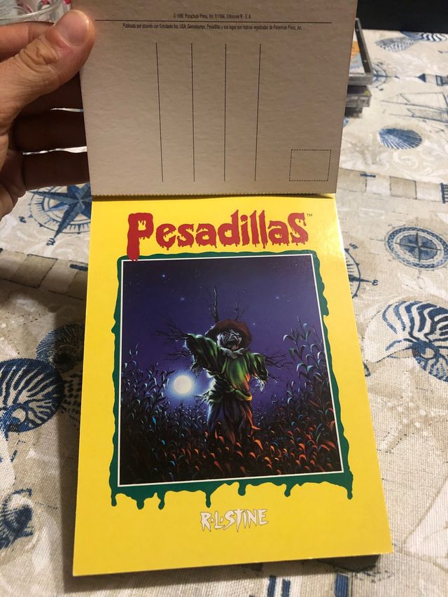 Coleccion de 24 Postales R.L. Stine Pesadillas