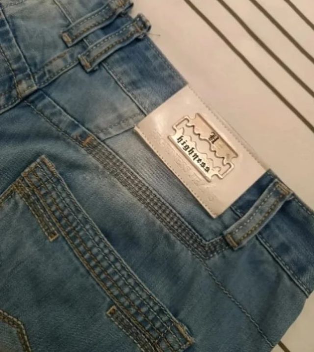 Vaqueros cortos Highness