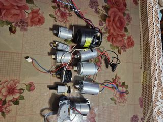 Motores DC usados - 8 piezas