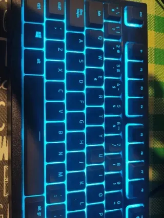 Teclado gaming gama alta - Razer Ornata V2 - NUEVO