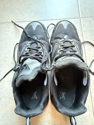 Zapatillas Louis Vuitton Runner Tatic - Negras
