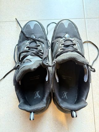 Zapatillas Louis Vuitton Runner Tatic - Negras