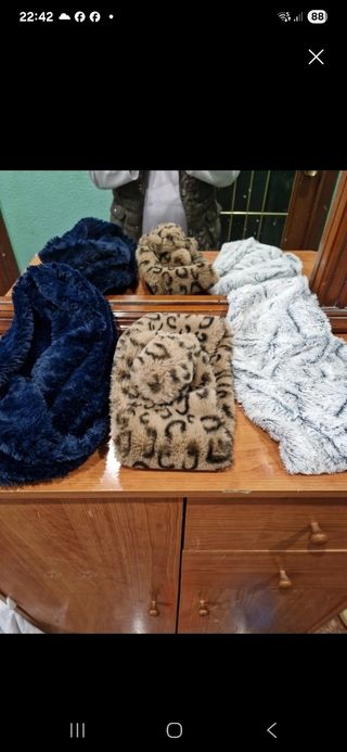 9 Gorros + 3 Cuellos Invierno