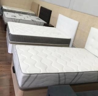MUEBLES DE DORMITORIO 