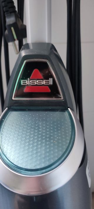 Aspirador y limpiador a vapor