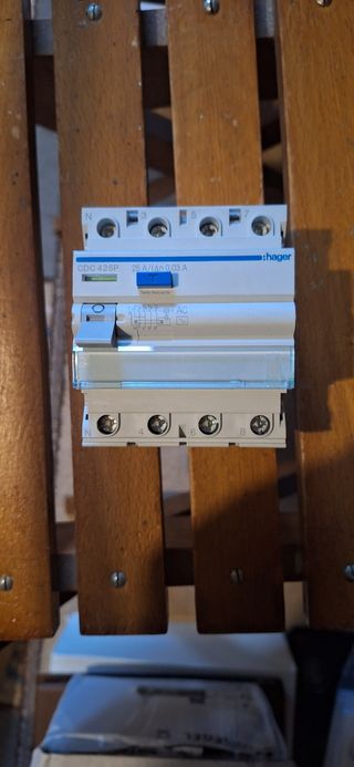 Disjuntor Hager CDC425P 25A