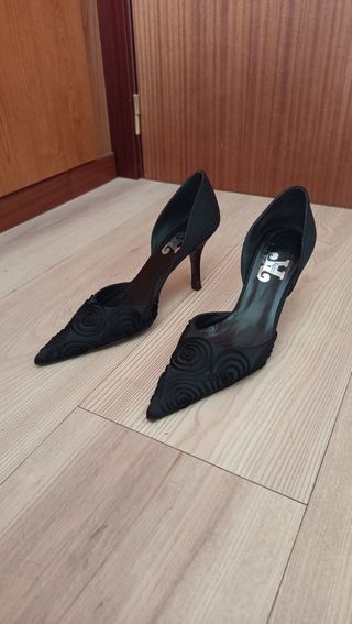 Zapatos tacón negros seda España