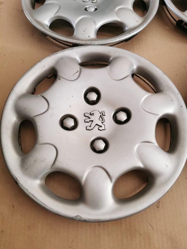 (37)4 Tapacubos Peugeot R13 Originales