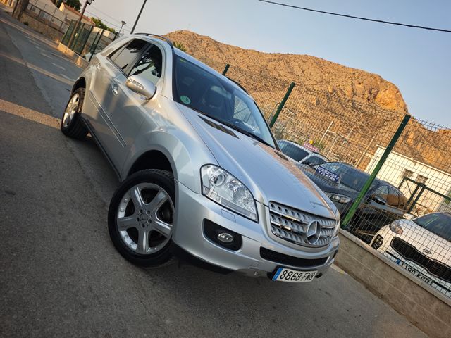 Mercedes-Benz Clase M 350 GCi 272cv 7G 136.000KM