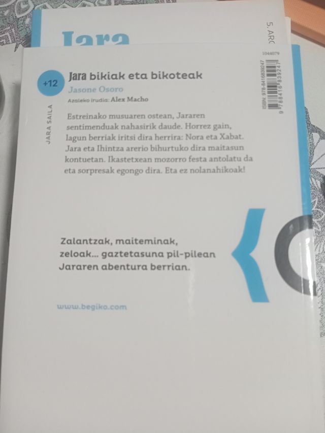 Jara, bikiak eta bikoteak