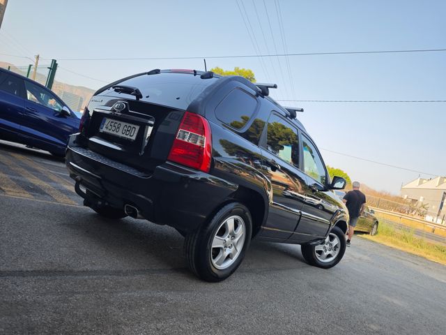 KIA Sportage 2.0 GASOLINA PEGATINA C