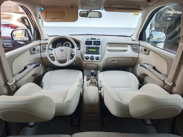 KIA Sportage 2.0 GASOLINA PEGATINA C