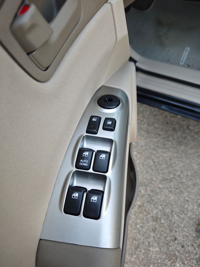 KIA Sportage 2.0 GASOLINA PEGATINA C