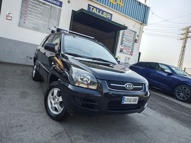 KIA Sportage 2.0 GASOLINA PEGATINA C