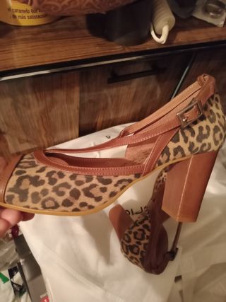 Zapatos salón leopardo -talla 37