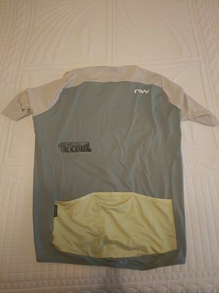 Maillot ciclismo Northwave .