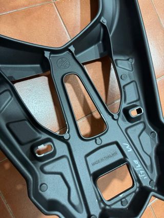 Soporte portarquipajes/top case orginal Yamaha