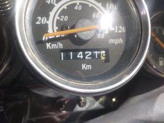 Moto scooter clásica