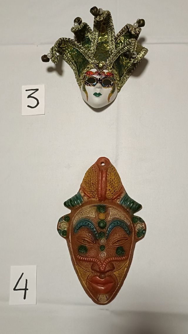 8 Máscaras de pared - Decoración