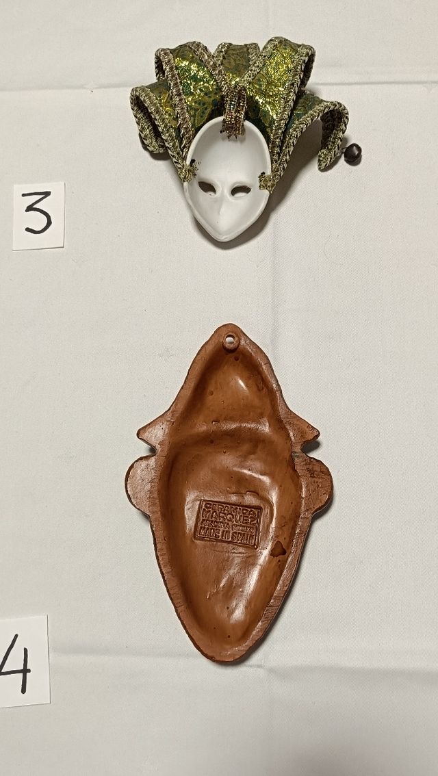 8 Máscaras de pared - Decoración