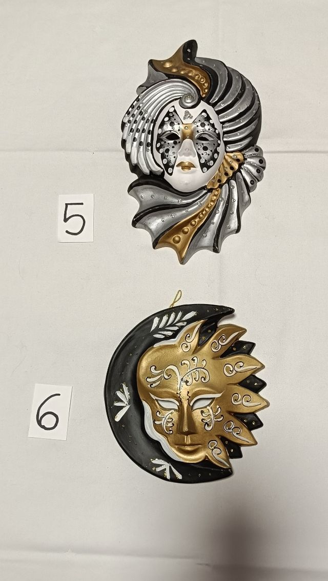 8 Máscaras de pared - Decoración