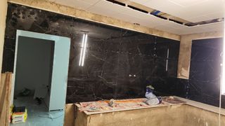 Oficial de azulejos 