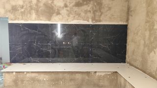 Oficial de azulejos 
