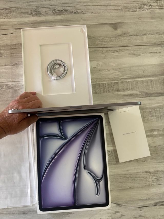 iPad Air 13" 2024 m2 - 128GB Wi-Fi factura 