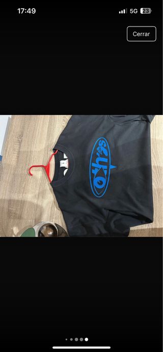 Camiseta Nike negra y azul