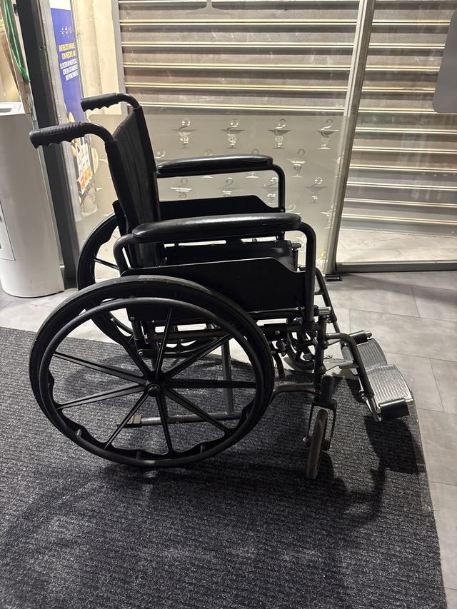 Se alquila silla de ruedas