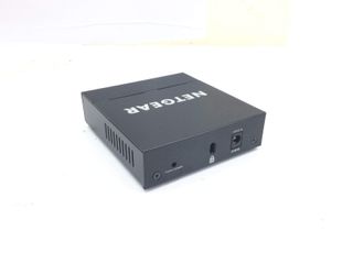 switch netgear gs305e