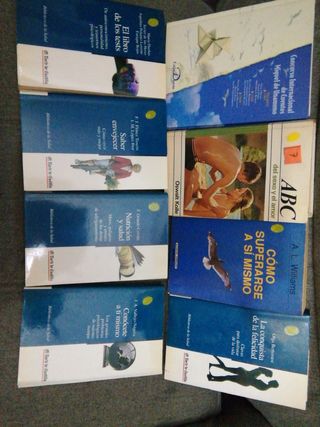 Colección de 8 libros de lectura y autoayuda.