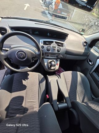 Renault Scenic 2009