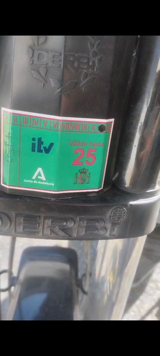 Derbi Variant: Scooter en buen estado