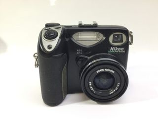 camara digital compacta nikon e5000