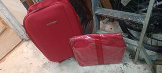 Juego de Maleta y Bolso Rojo Overline Travel Nueva