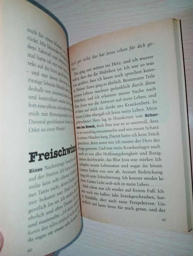 Ein Mädchen auf der Suche nach Liebe