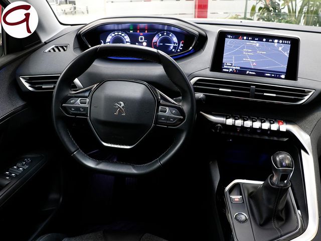 Peugeot 3008 PureTech 130 SANDS Allure 96 kW (130 CV)