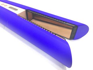 plancha pelo dyson corrale