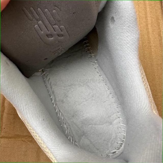 New Balance 2002RE, sin estrenar