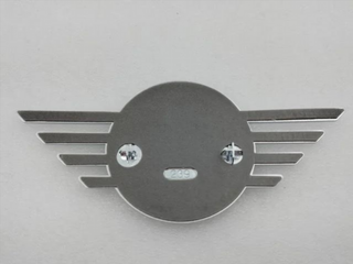 LOGO TRASERO MINI F60 PLATA OEM 51142465238