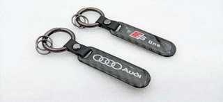 LLAVERO DE CARBONO AUDI S-LINE