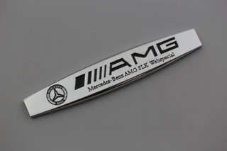 EMBLEMA LATERALES MERCEDES SLK AMG 10x1.5cm