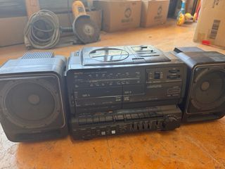 Radiocasete Sanyo & Sony