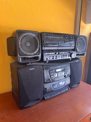 Radiocasete Sanyo & Sony