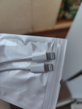 2 adattatori jack da Lightning a 3,5 mm