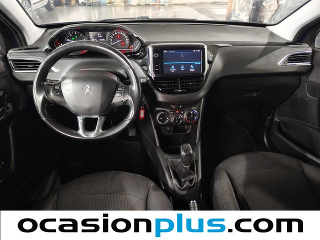 Peugeot 208 Style BlueHDi 	55 kW (75 CV)