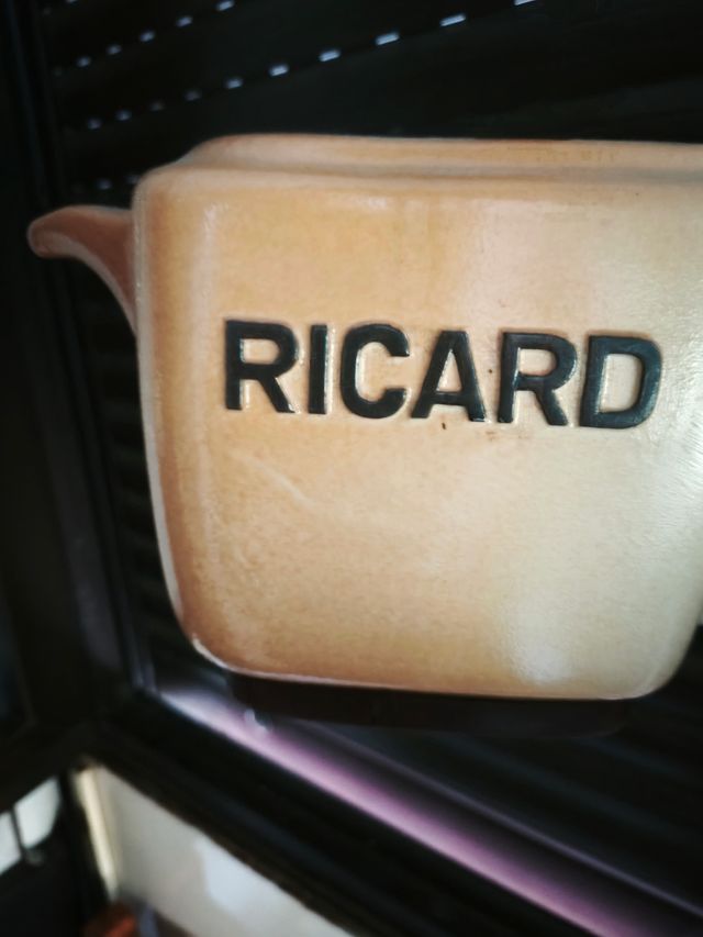 Jarra Ricard cerámica beige