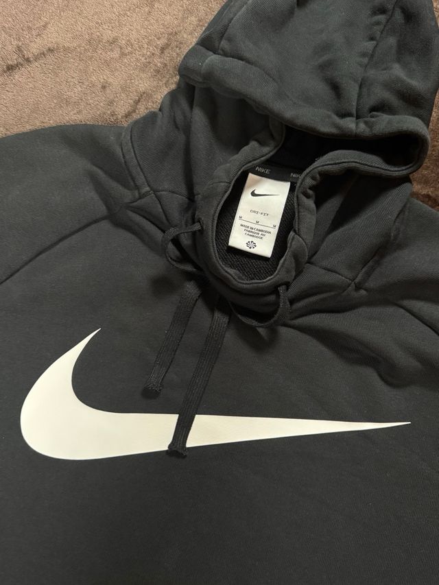 Sudadera Nike negra talla M