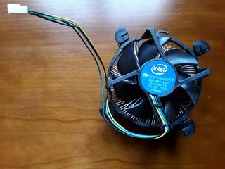 Disipador de calor con ventilador para CPU Intel